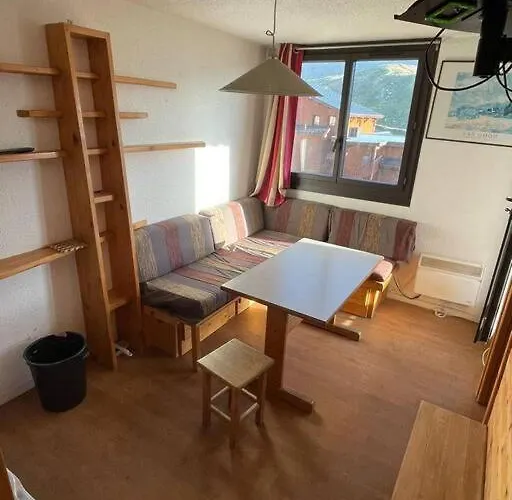 Joker's Manor By Alpstays *